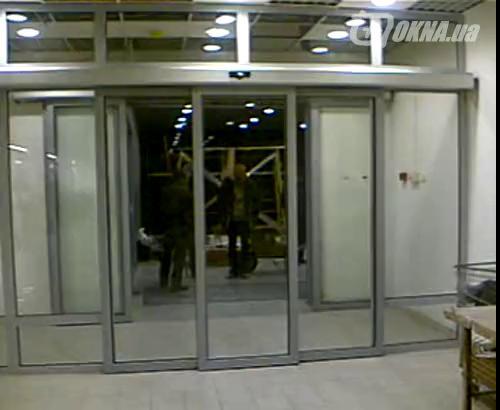 Автоматические телескопические двери для супермаркета  Автоматические телескопические двери для супермаркета