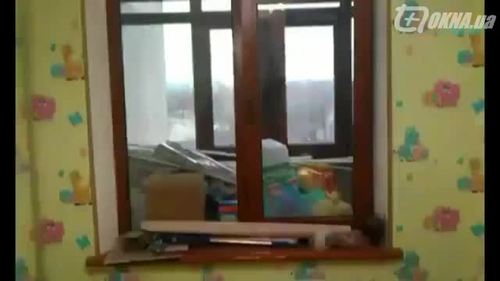 Скління квартири і установка дверей Скління квартири і установка дверей