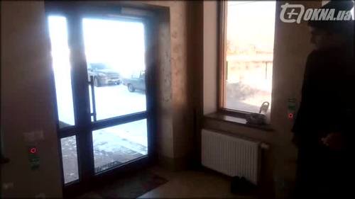 Автоматичні двері