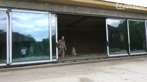 Подъемно-раздвижная система 17 метров шириной Подъемно-раздвижная система 17 метров шириной