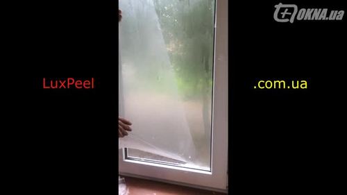 Жидкая пленка LuxPeel для временной защиты окон во время ремо